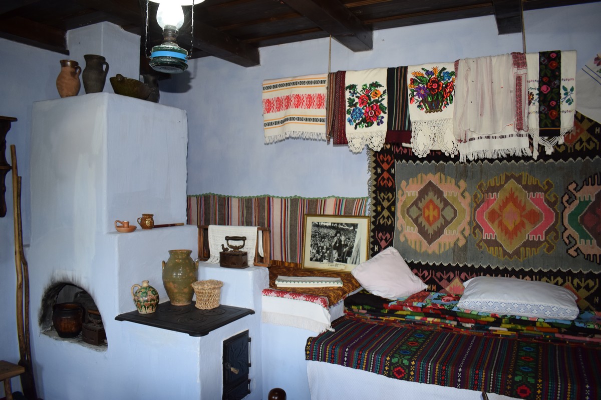 Patriarhul Teoctist Arăpașu, pomenit la Victoria și la Tocileni