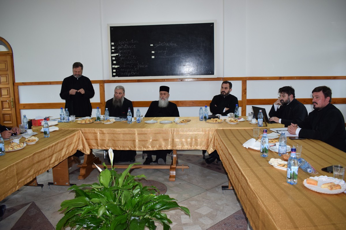 Întrunire misionară cu preoţi din şapte protopopiate, la Botoşani
