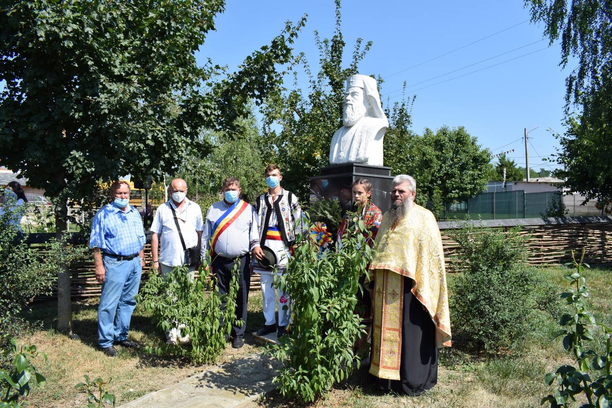 Patriarhul Teoctist Arăpașu, pomenit la Victoria și la Tocileni