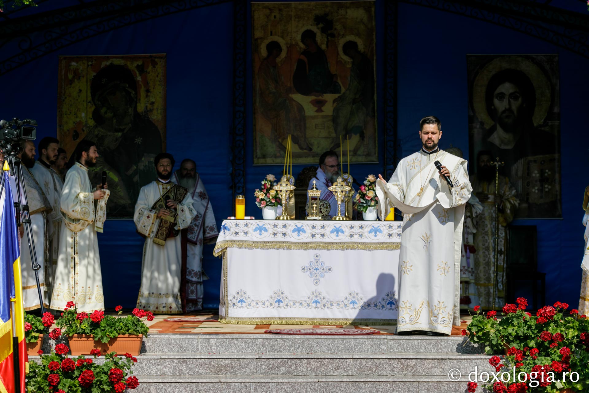 foto: pr. Silviu Cluci Sărbătoarea Sfintei Chiriachi în Episcopia Hușilor: „Îi mulţumim pentru lucrurile minunate pe care le săvârşeşte, cu discreţie, în viaţa noastră”