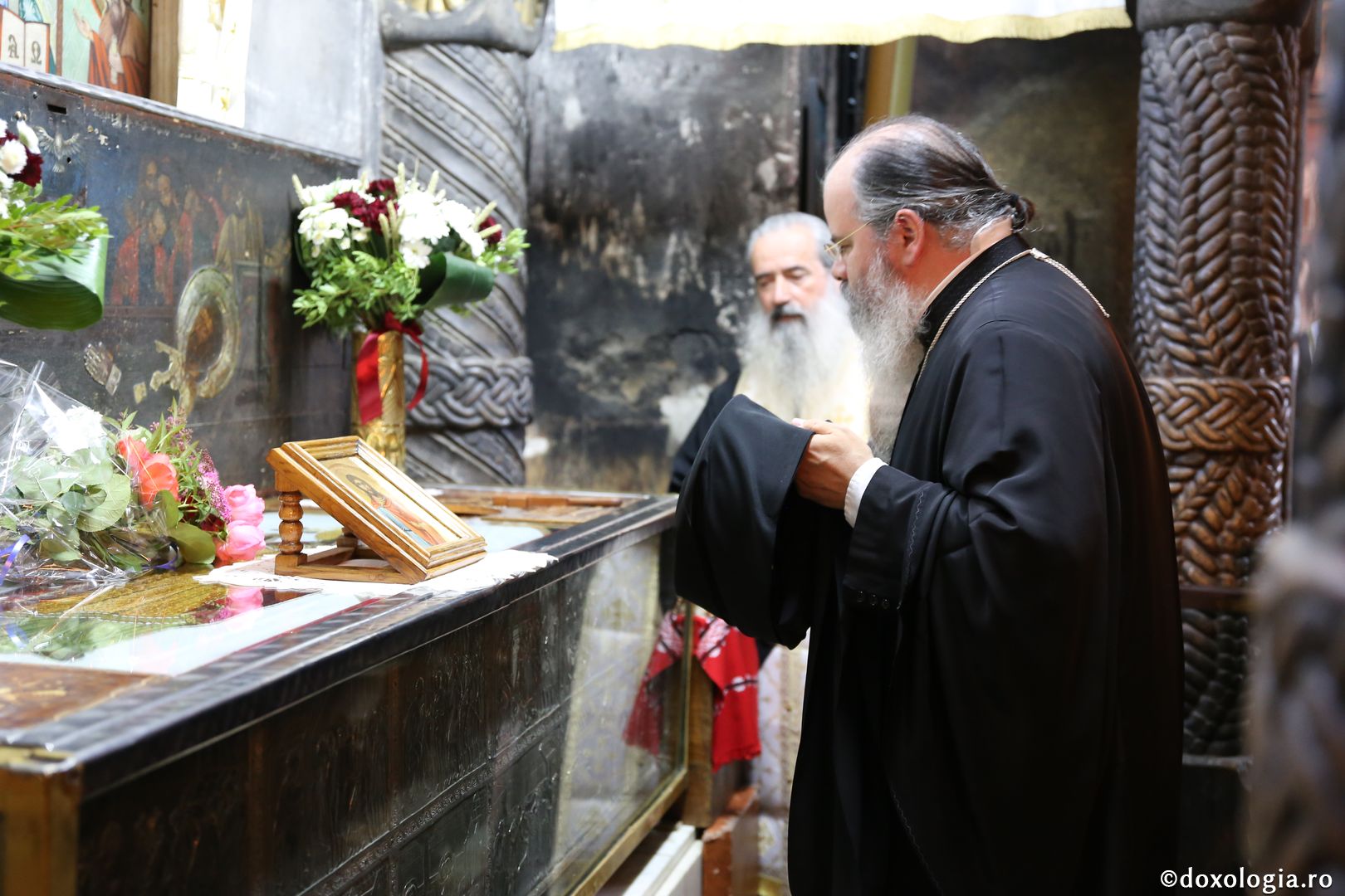 Suceava: Ierarhii care vor sluji în ziua întronizării noului Arhiepiscop au fost primiți la Mănăstirea „Sfântul Ioan cel Nou”