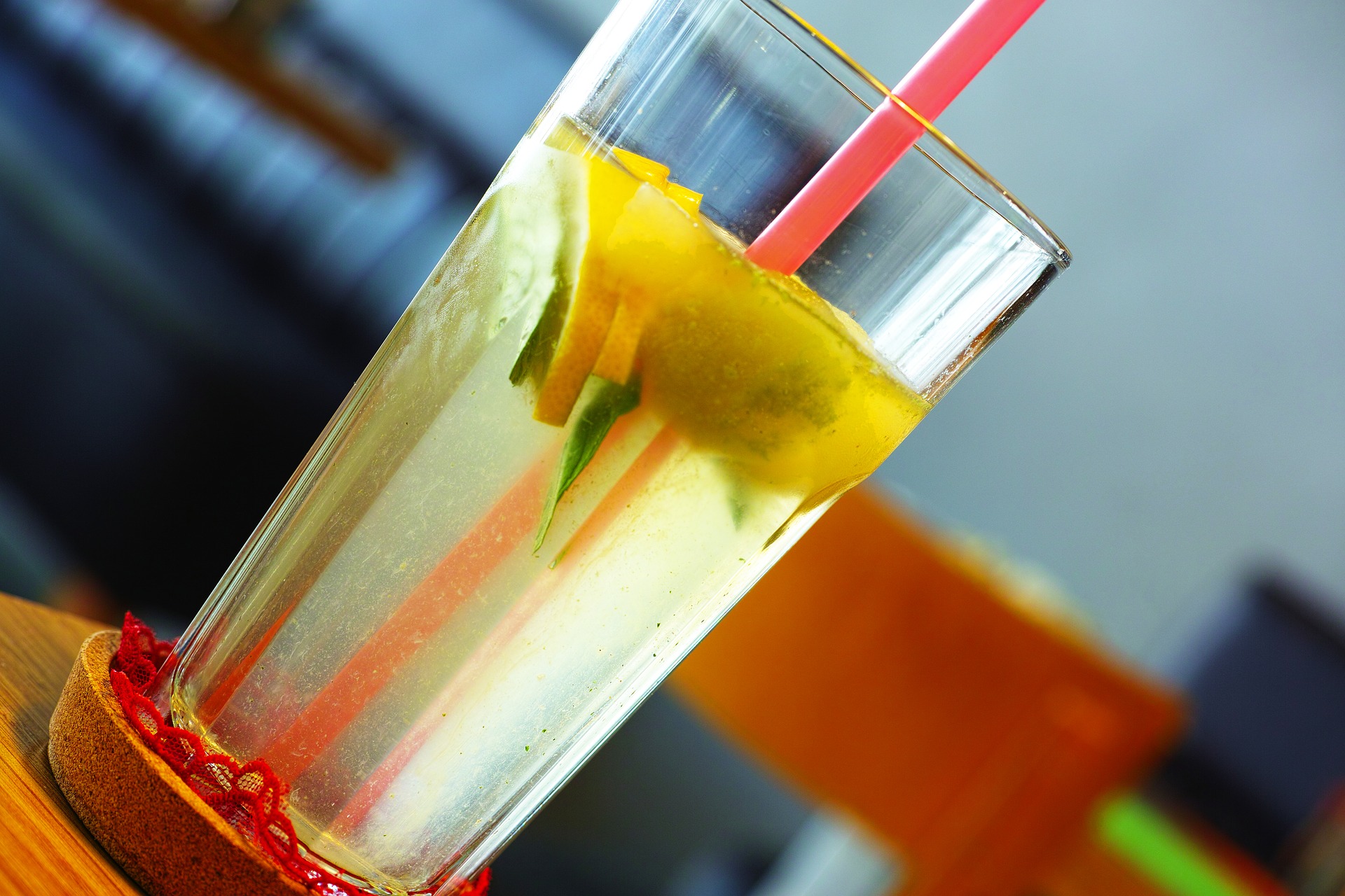 Limonadă cu mentă și castravete Limonadă cu mentă și castravete