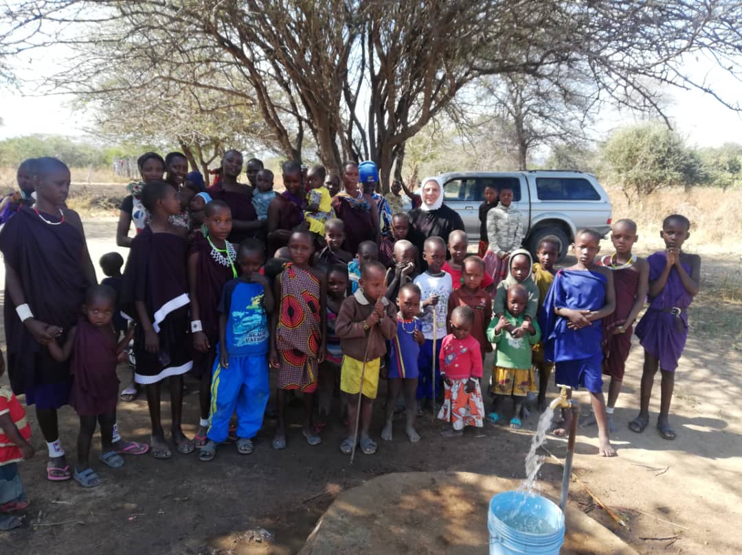 Întâlnire cu prietenii massai din Parohia de la Mapogoro