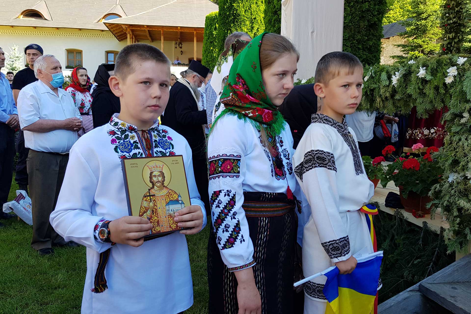 Hram la Mănăstirea Putna: „Glasul măritului Voievod Ștefan a fost auzit, ascultat, iubit, temut și urmat” Hram la Mănăstirea Putna: „Glasul măritului Voievod Ștefan a fost auzit, ascultat, iubit, temut și urmat”