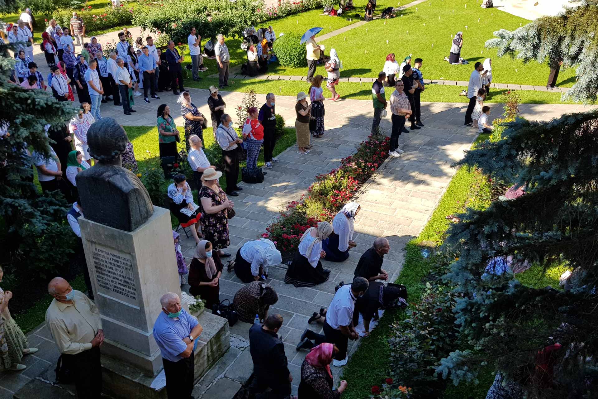 Hram la Mănăstirea Putna: „Glasul măritului Voievod Ștefan a fost auzit, ascultat, iubit, temut și urmat” Hram la Mănăstirea Putna: „Glasul măritului Voievod Ștefan a fost auzit, ascultat, iubit, temut și urmat”