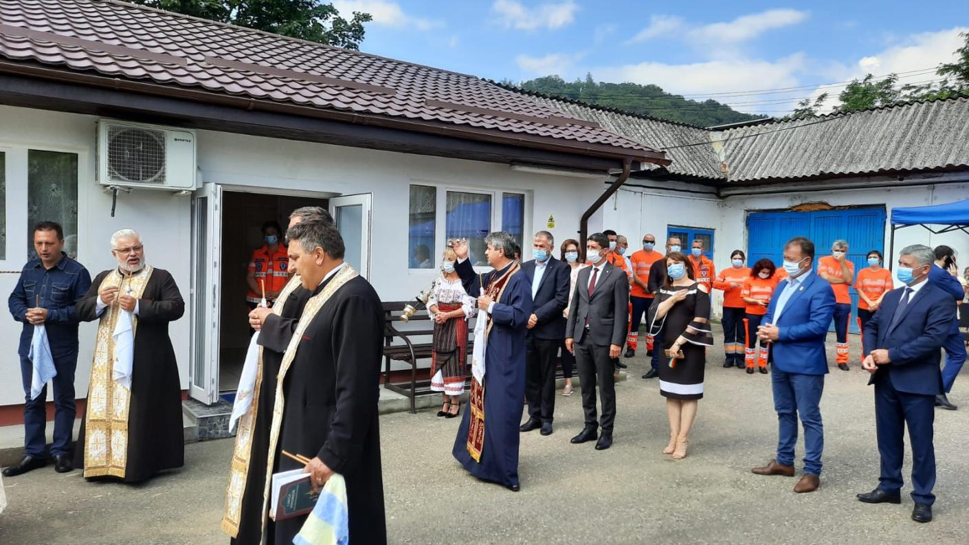 Inaugurarea Centrului de Ambulantă Comănești