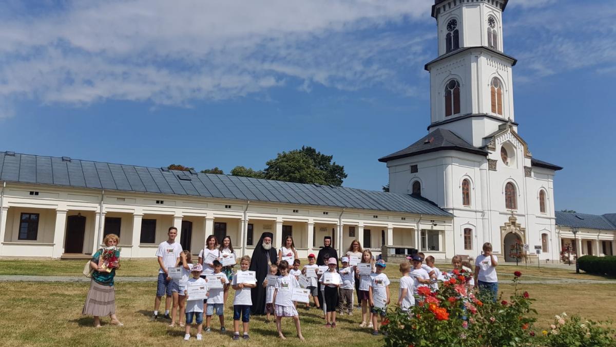 Program educativ-recreativ la Centrul de Zi al Fundației „Episcop Melchisedec” Program educativ-recreativ la Centrul de Zi al Fundației „Episcop Melchisedec”