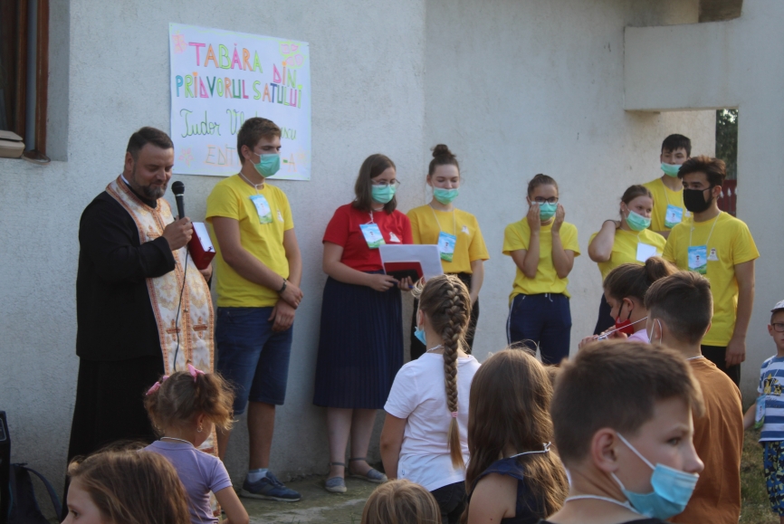Tabăra din Pridvorul Satului în localitatea Tudor Vladimirescu
