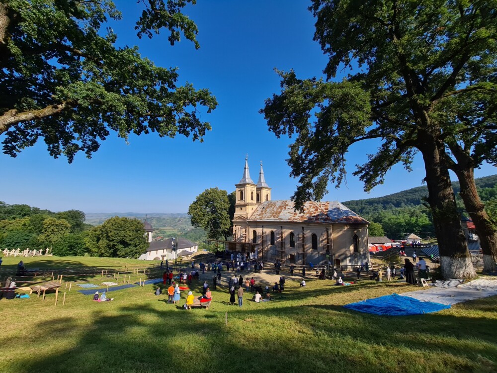 Pelerinii, aşteptaţi la hramul Mănăstirii Nicula | Programul sărbătorii