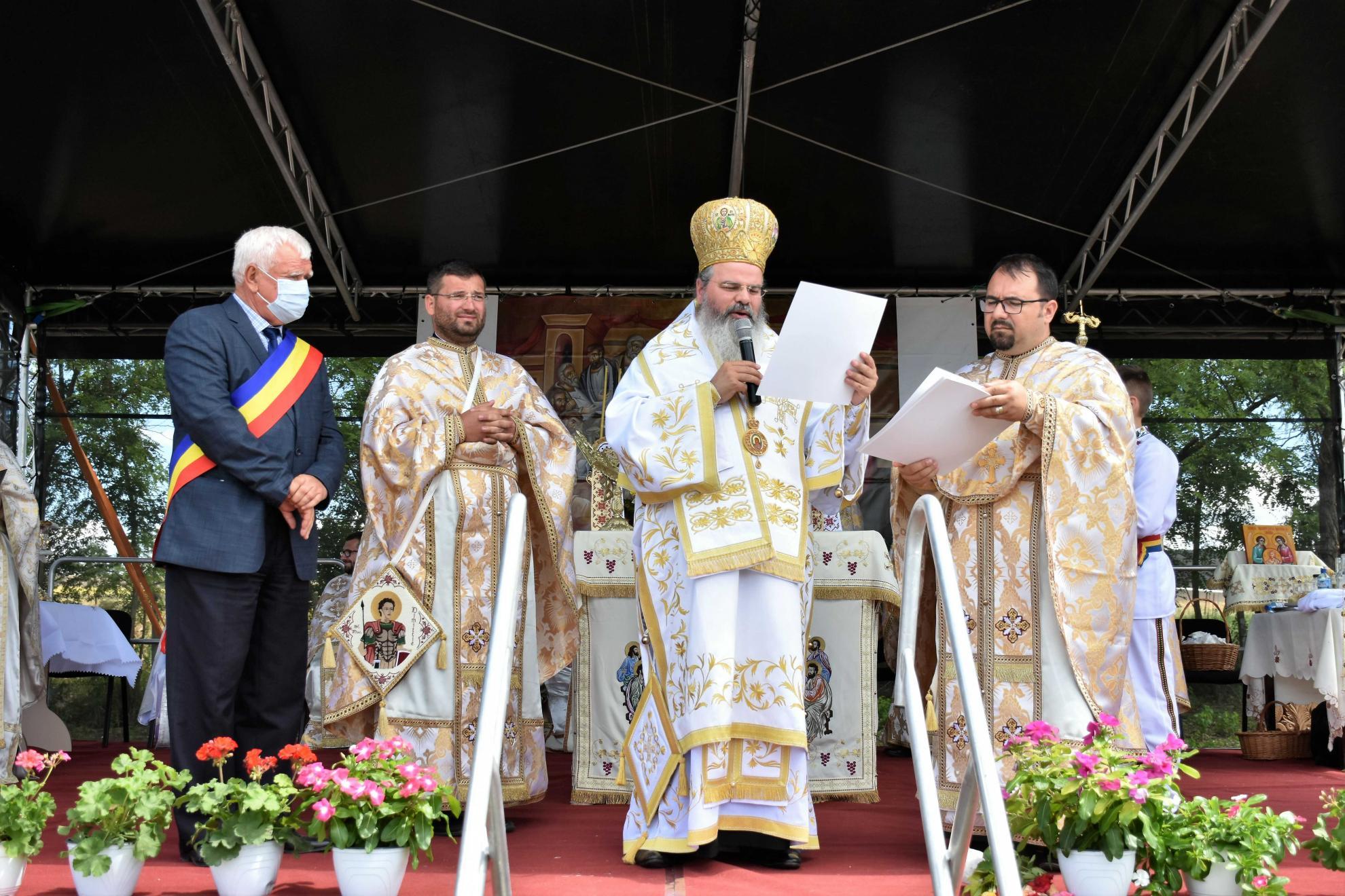 Binecuvântări arhiereşti în Episcopia Huşilor