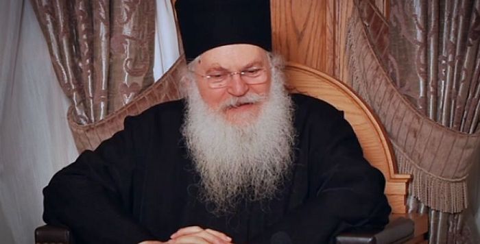 Online: Românii se pot reîntâlni în dialog cu Stareţul Mănăstirii Vatoped