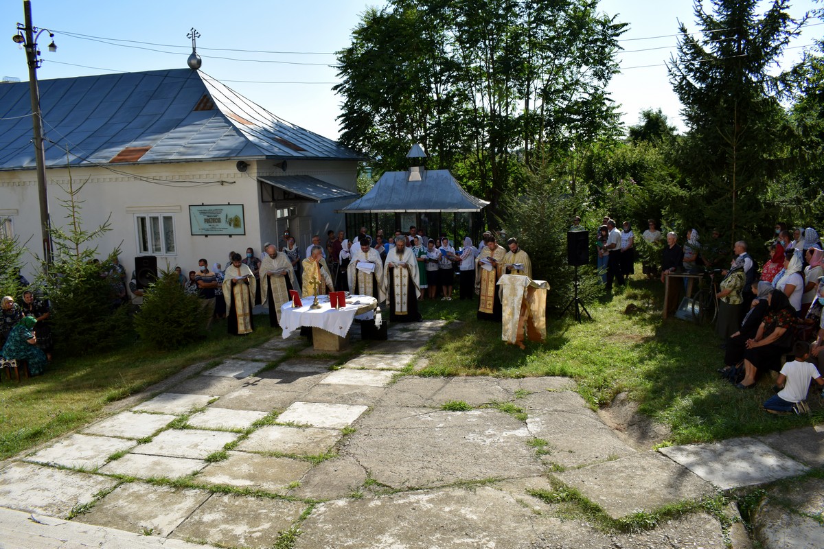 Instalare de noi preoți în Protopopiatul Botoşani Instalare de noi preoți în Protopopiatul Botoşani