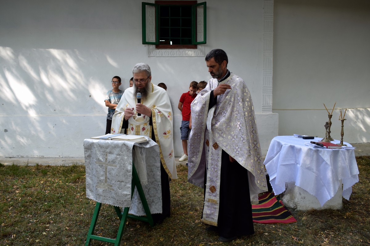 Slujbă misionară în Parohia Icușeni-Vorona