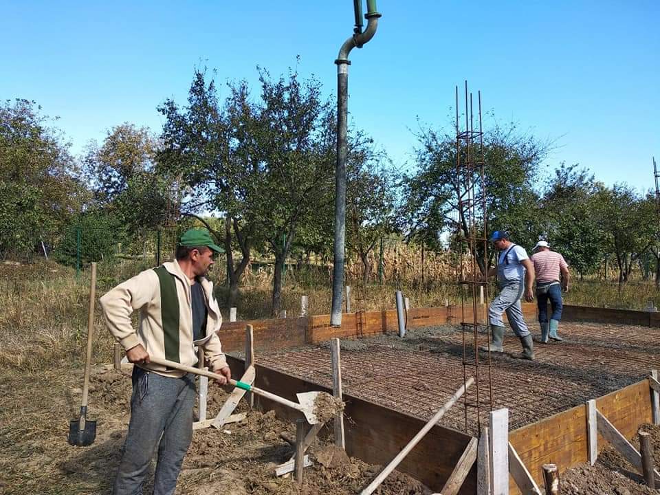 Casă construită pentru o familie nevoiașă, în Parohia „Izvorul Tămăduirii” - Coșula