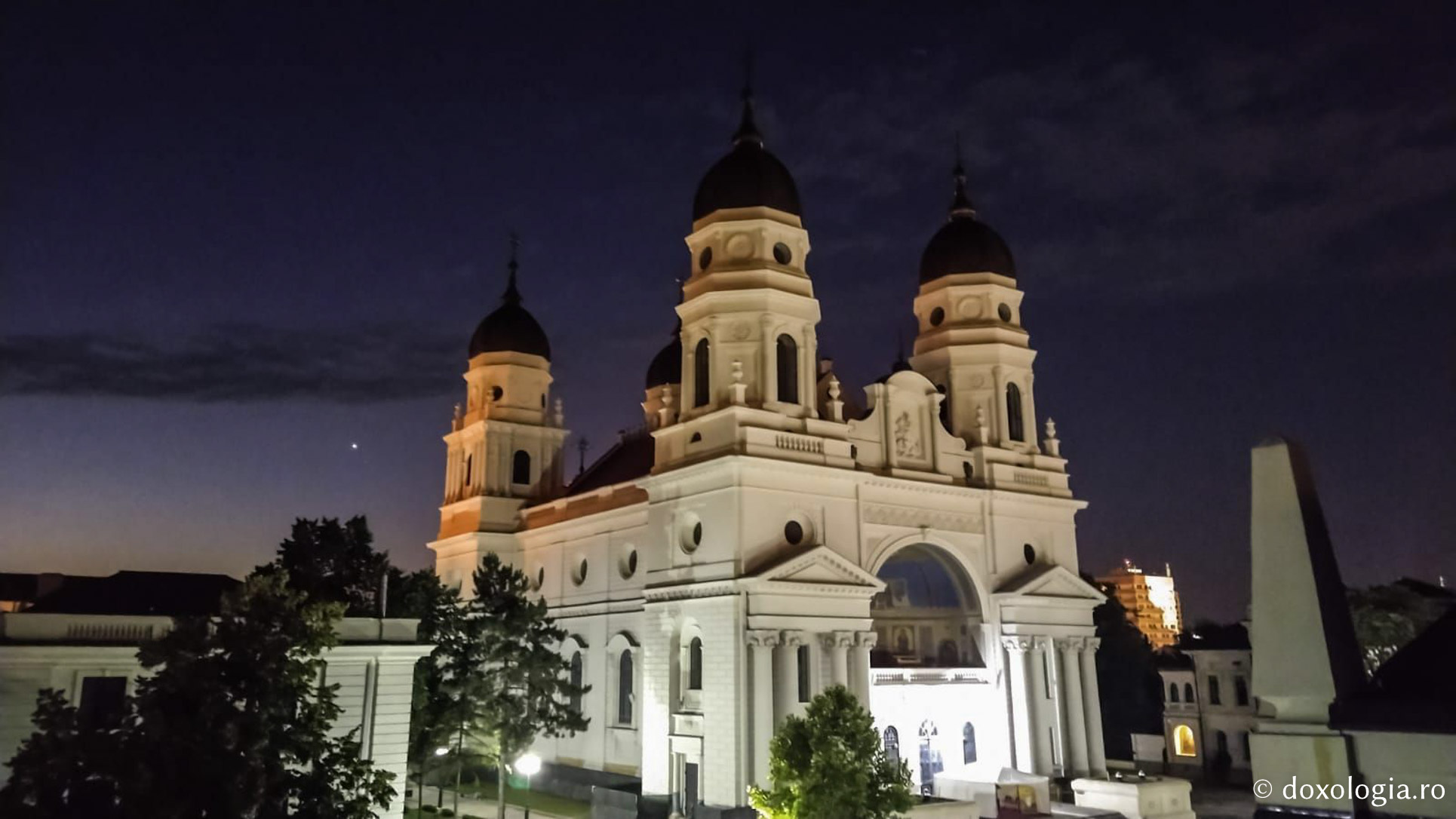 Foto) Catedrala Mitropolitană din Iași | Doxologia