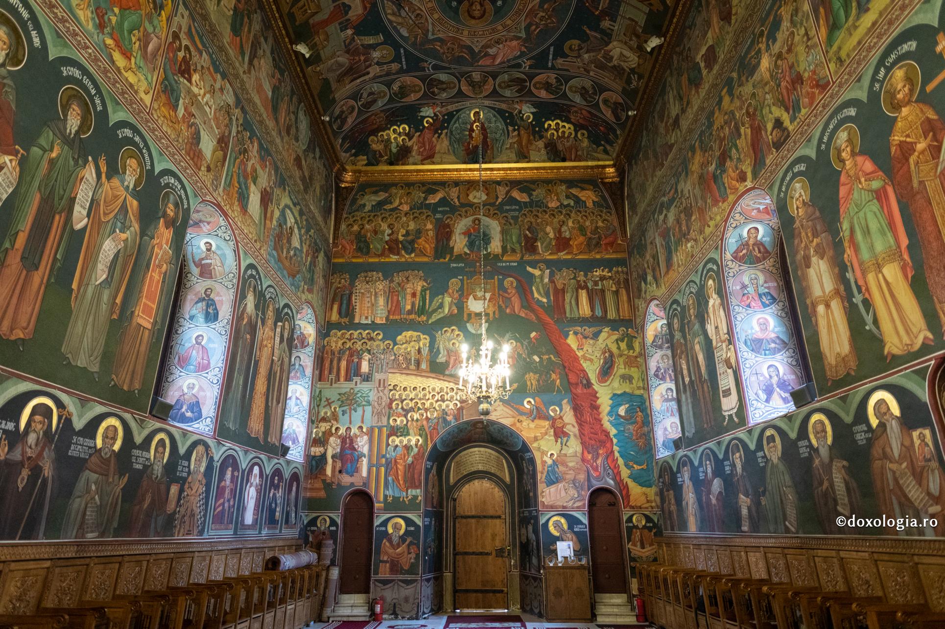 Sfinţenia nu urmăreşte desăvârşirea morală, ci unirea omului cu Dumnezeu