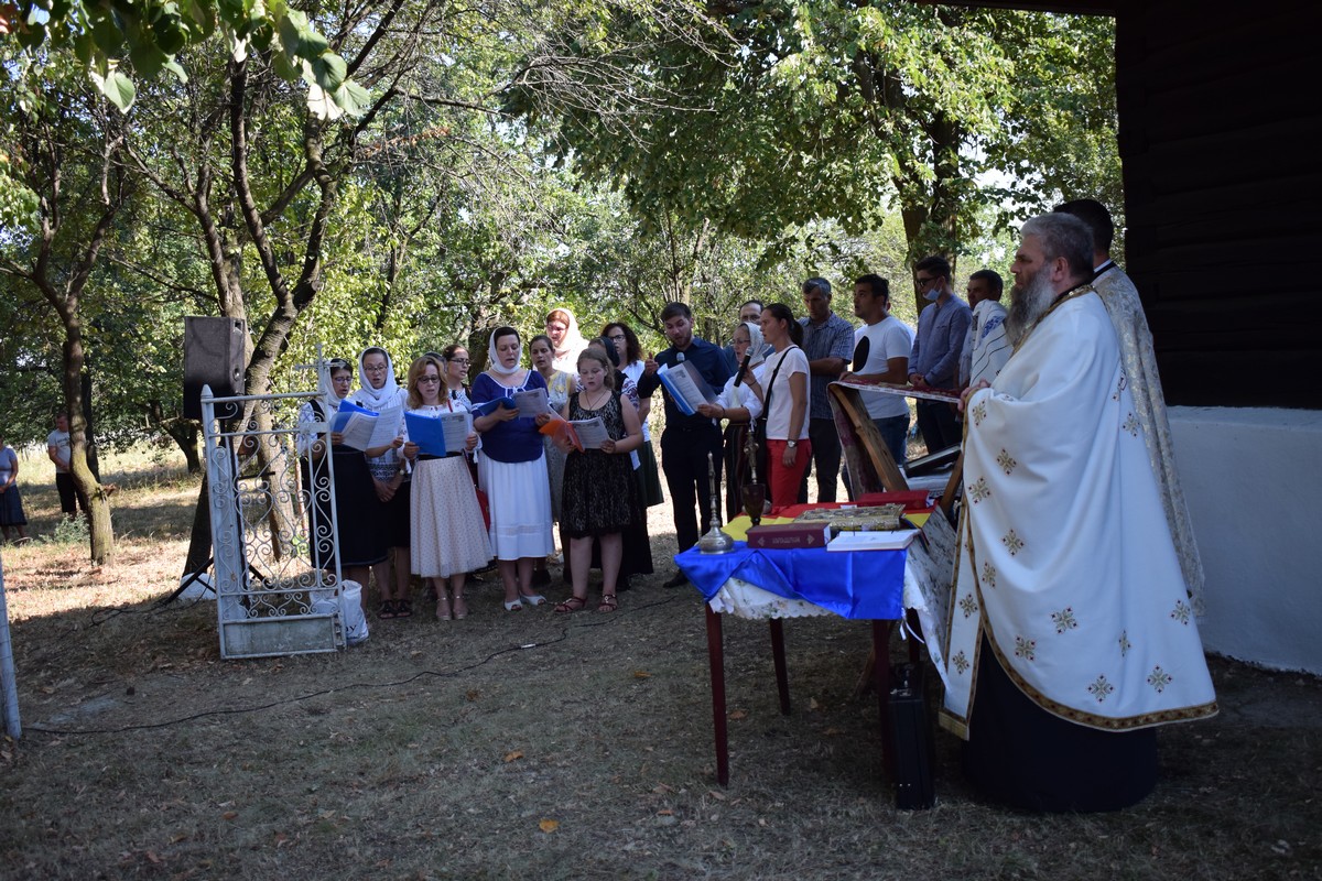 Slujbă misionară în Parohia Ionășeni - Trușești, Protopopiatul Botoșani