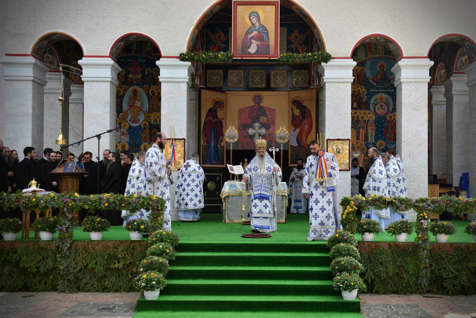 Cinstirea Sfintei Teodora la Mănăstirea Sihăstria: „Mângâierea vine din Euharistie, mângâierea vine din Scripturi, mângâierea vine din familie”