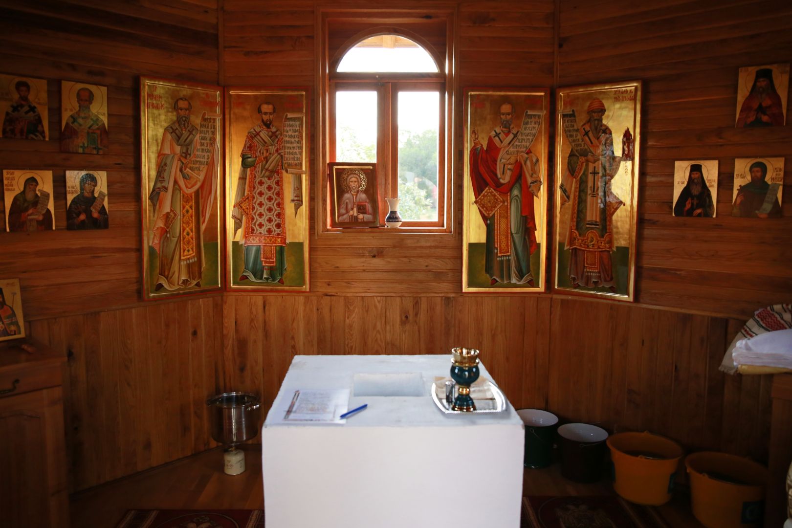 Slujire arhierească la Mănăstirea Cozancea: „Maica Domnului este cinstită ca o prezență permanentă”