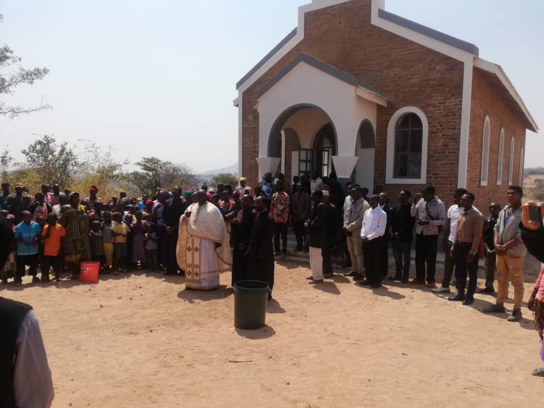 Prima Liturghie în biserica Adormirii Maicii Domnului de la Igangimale