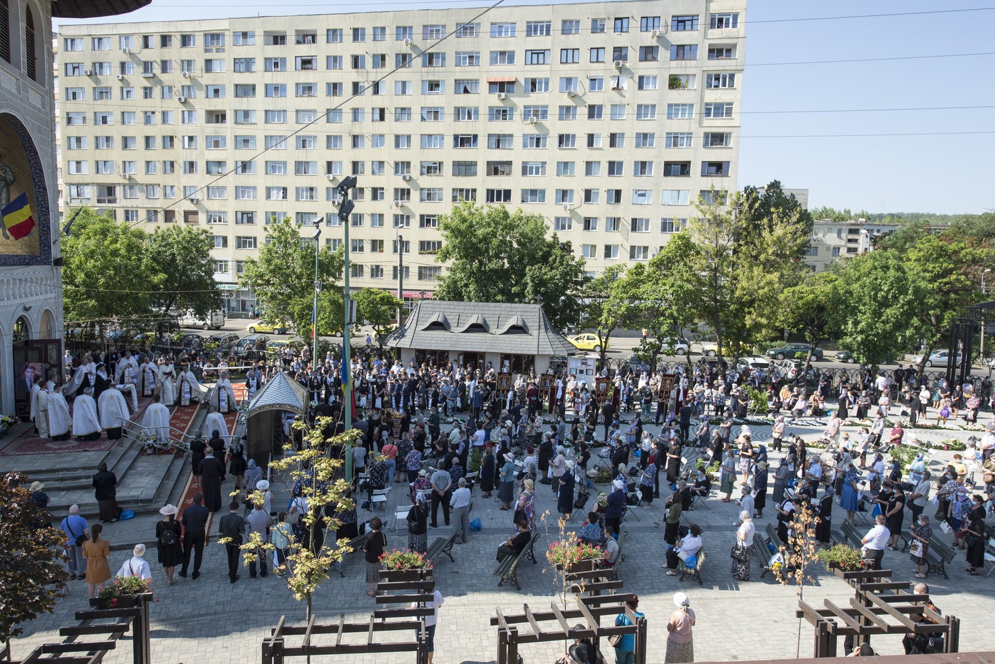 IPS Mitropolit Teofan: „Sub egida mărturisirii că Hristos a înviat, știm că Ilie Gabriel nu a murit, ci doarme”