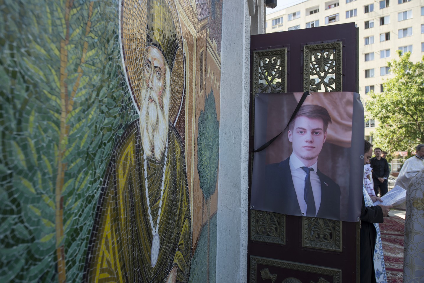 IPS Mitropolit Teofan: „Sub egida mărturisirii că Hristos a înviat, știm că Ilie Gabriel nu a murit, ci doarme”