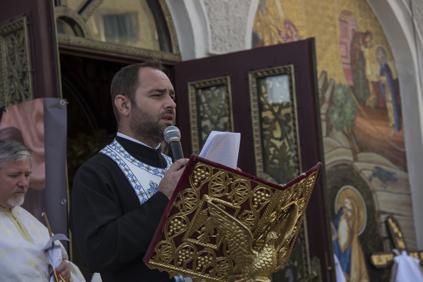 IPS Mitropolit Teofan: „Sub egida mărturisirii că Hristos a înviat, știm că Ilie Gabriel nu a murit, ci doarme”