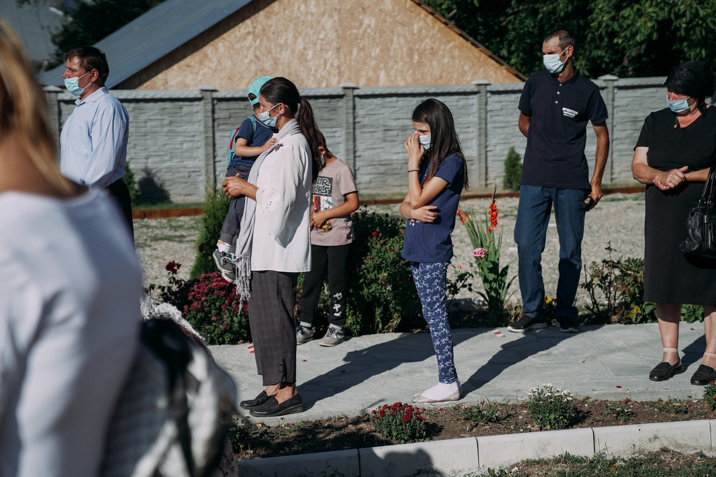 foto: Adrian Sârbu Un nou centru parohial la Rădeni-Neamț: „Dumnezeu nu îl lasă pe omul care se afundă în întunericul vieții”