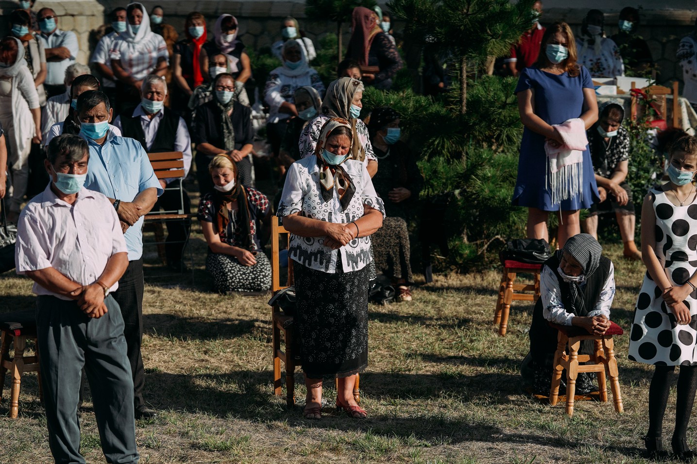 foto: Adrian Sârbu Un nou centru parohial la Rădeni-Neamț: „Dumnezeu nu îl lasă pe omul care se afundă în întunericul vieții”
