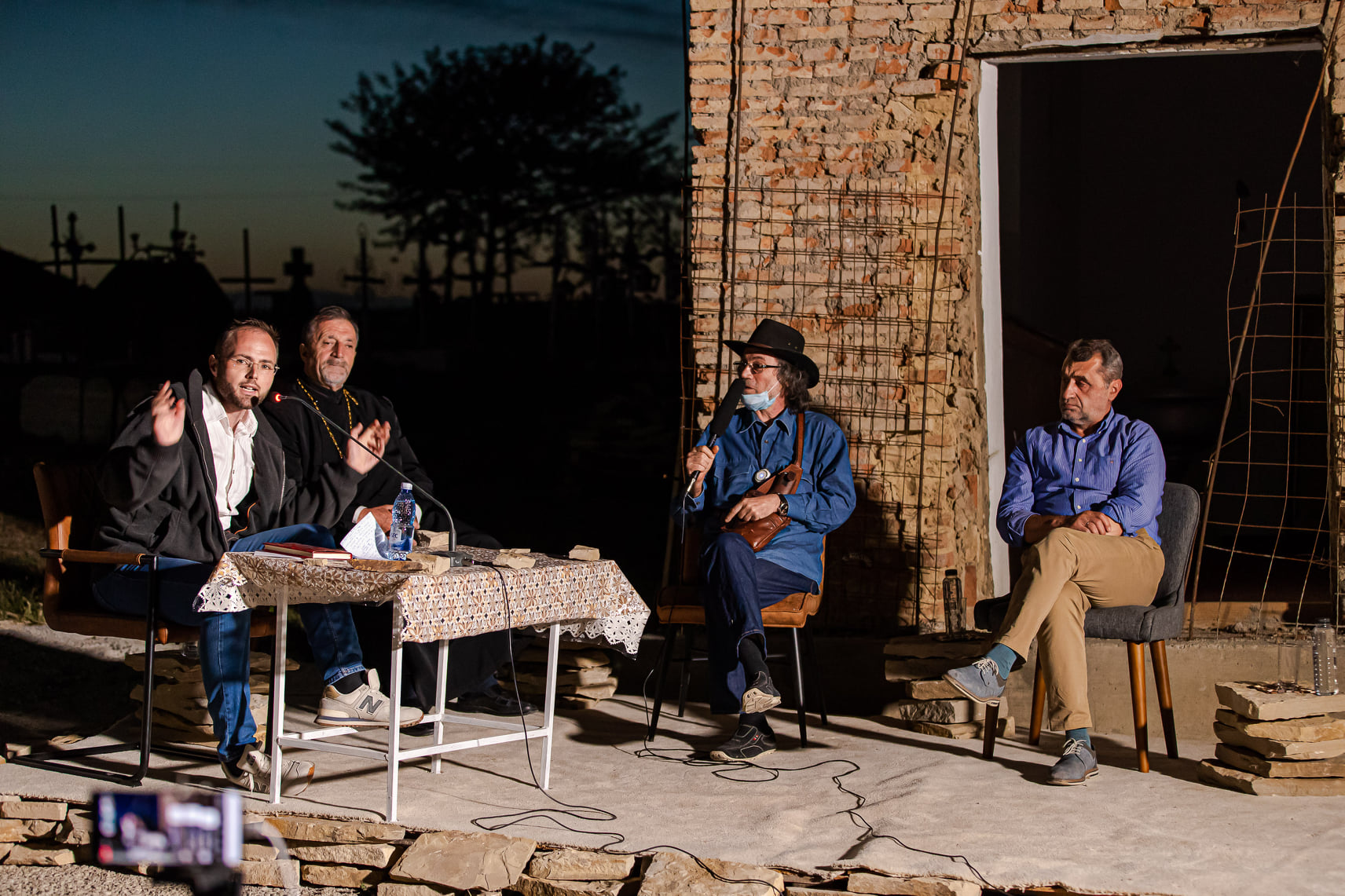 Conferința „Omul în fața morții” la Biserica „Sfântul Nicolae” Tăutești