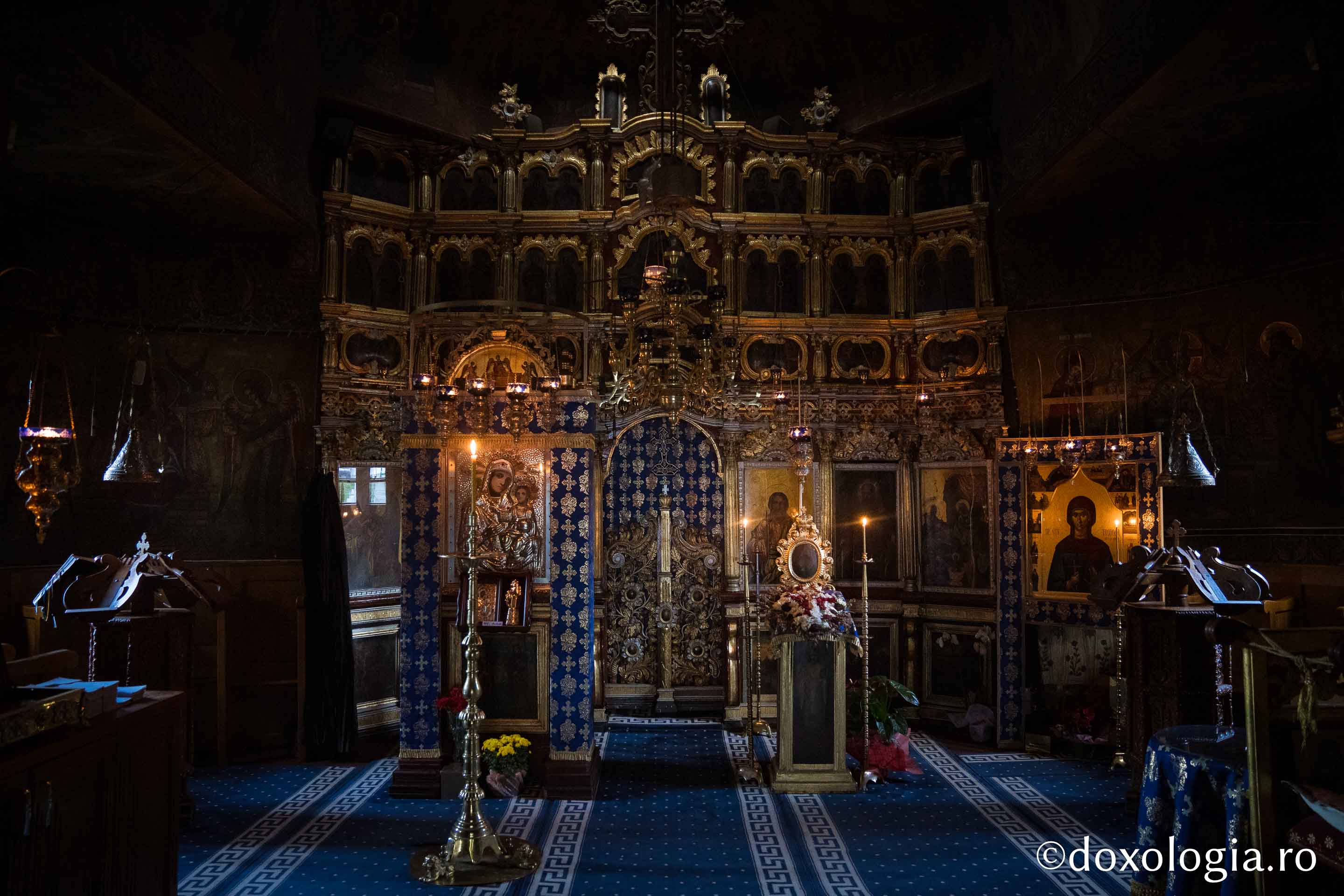 (Foto) Mănăstirea Sihla – o oază de rugăciune în pădurile Neamțului