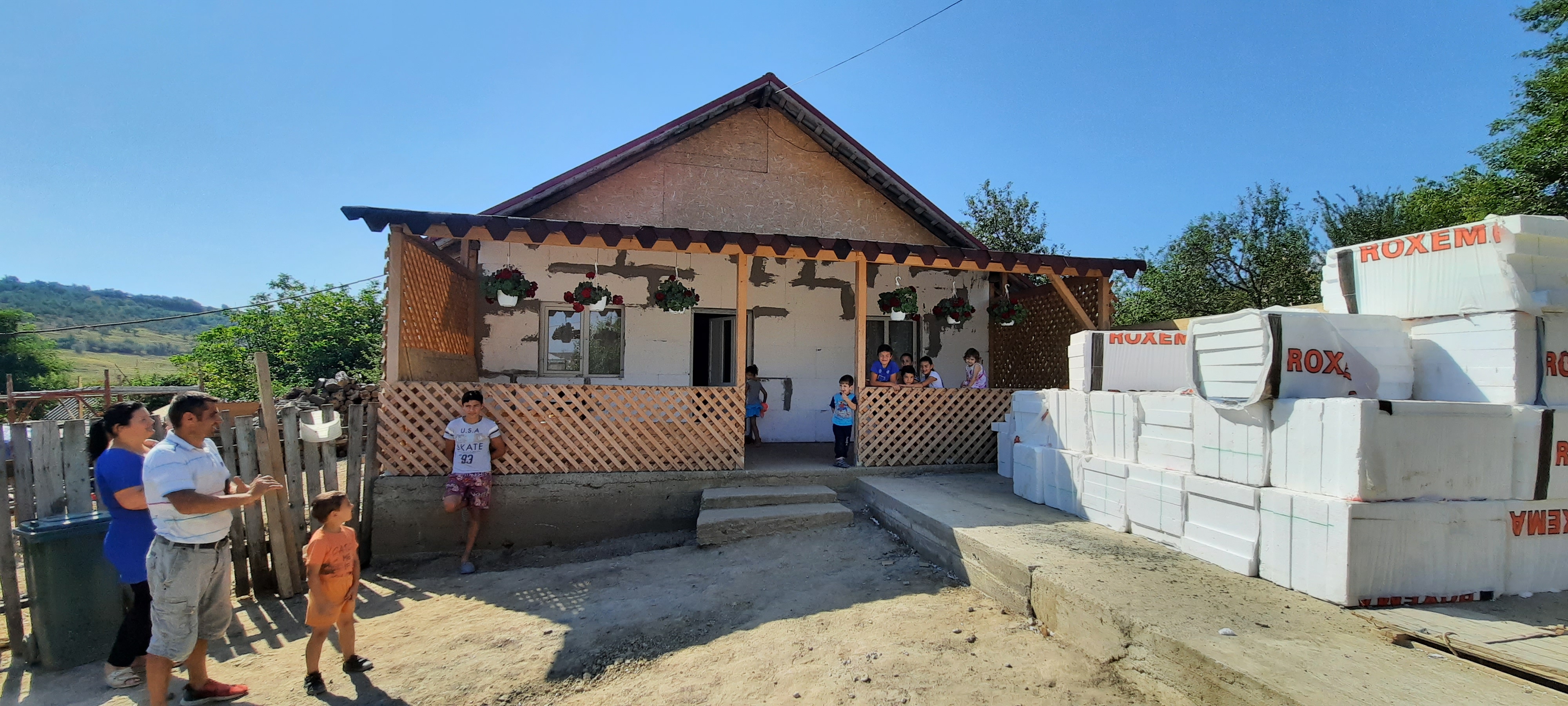 Lucrările la casa familiei Pătrașcu se apropie de final