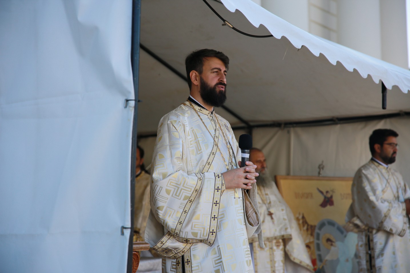 6 Sfinte Liturghii, oficiate în această duminică la Ansamblul Mitropolitan Iași