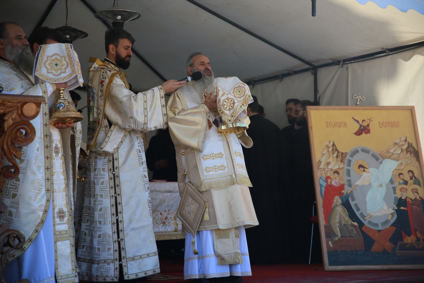 6 Sfinte Liturghii, oficiate în această duminică la Ansamblul Mitropolitan Iași