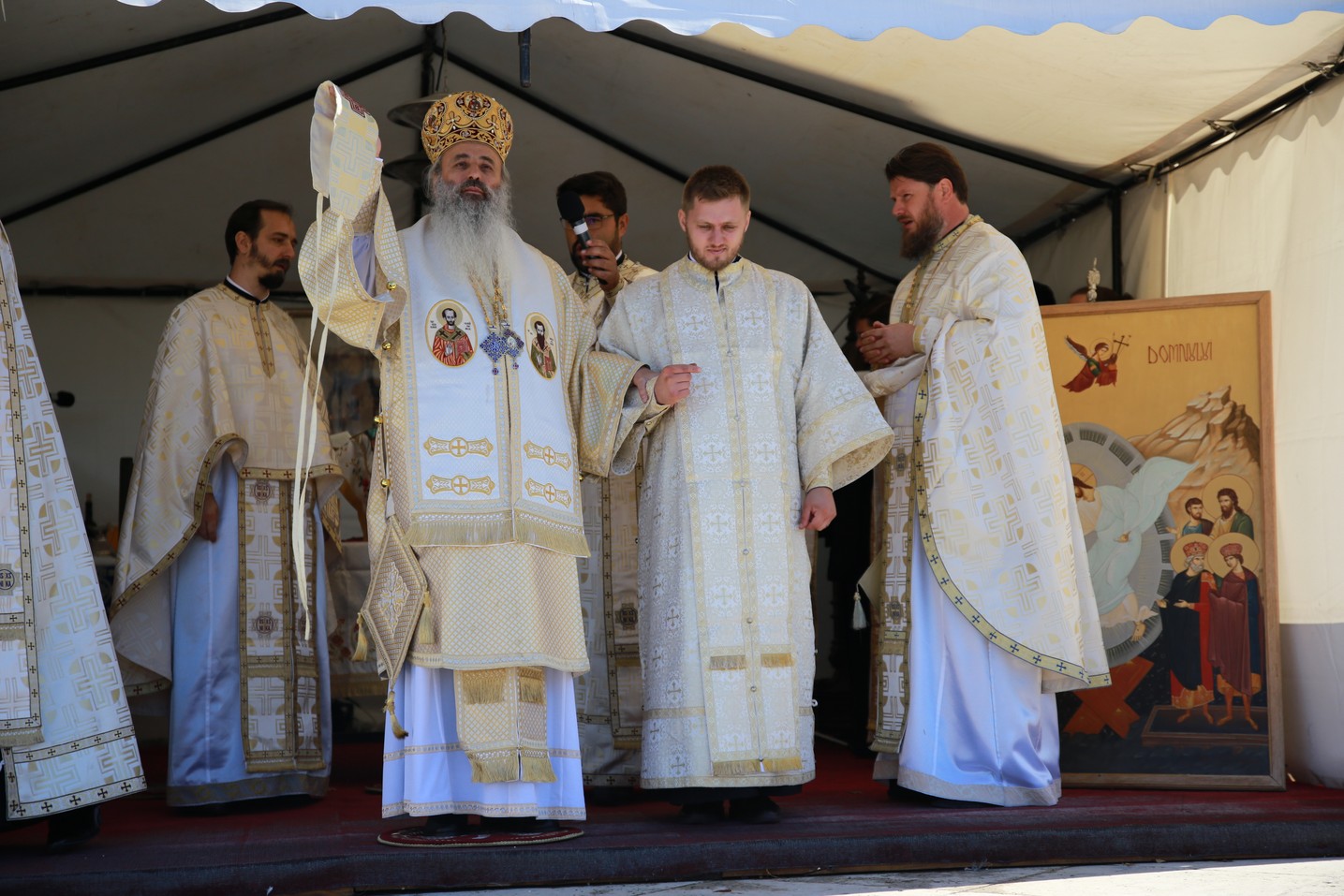 6 Sfinte Liturghii, oficiate în această duminică la Ansamblul Mitropolitan Iași