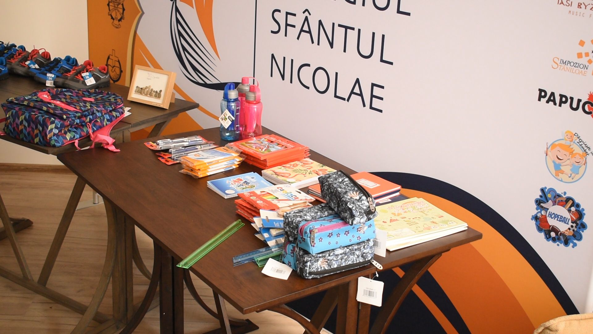 „Cutia cu Papucei pentru Ei” sau cum să pășești cu încredere în noul an școlar