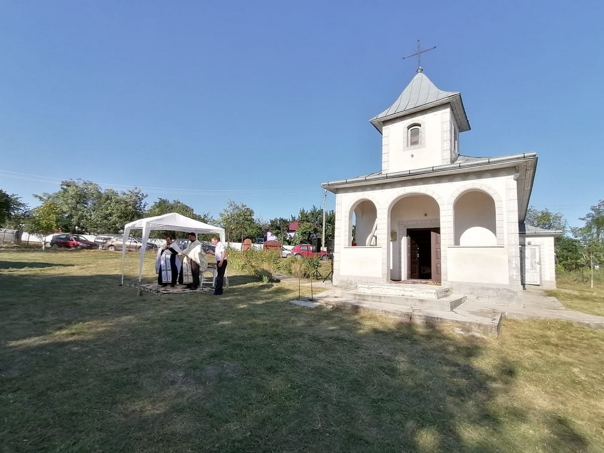 Slujbă misionară în Parohia Dacia-Nicșeni, Protopopiatul Botoșani