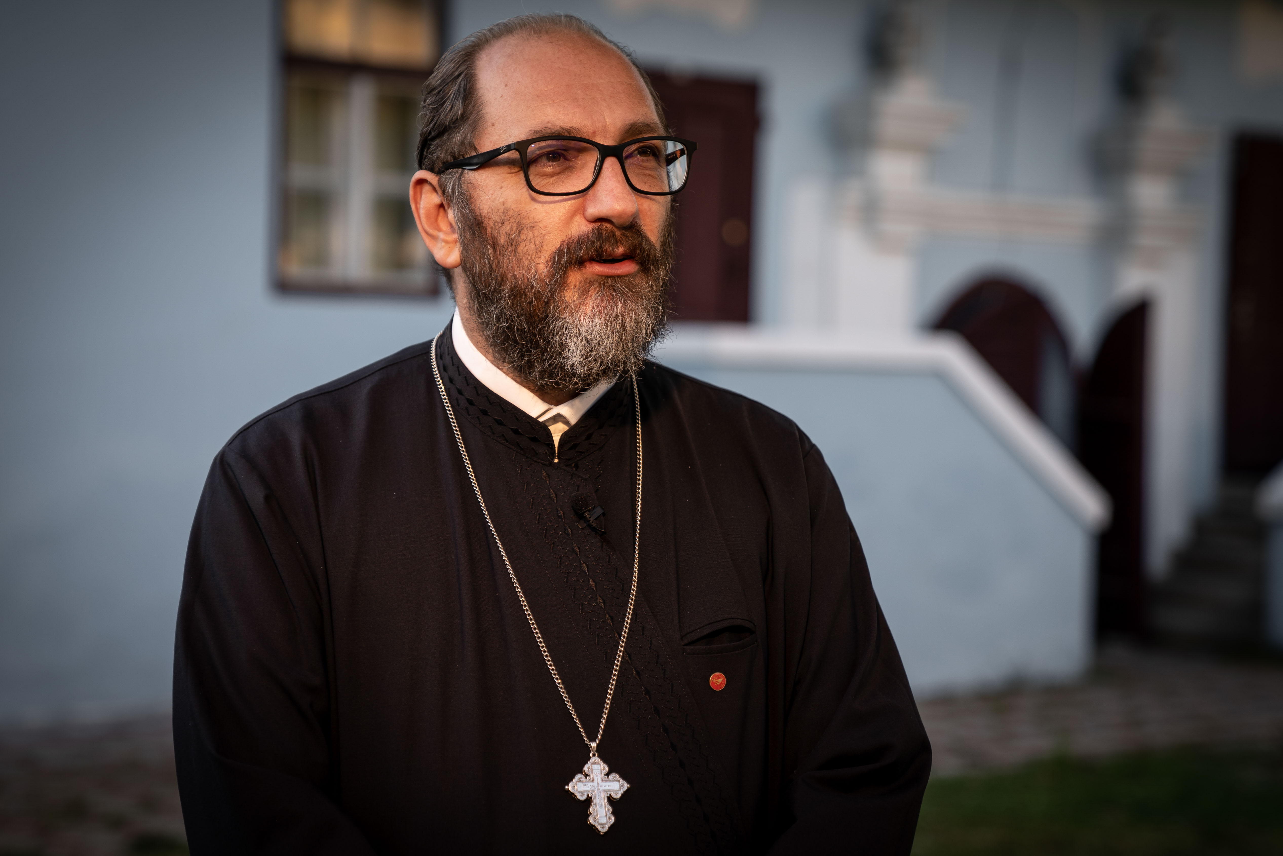 (Video) Părintele Constantin Necula: „Pentru români, Sfânta Parascheva este semnul că Hristos a înviat”