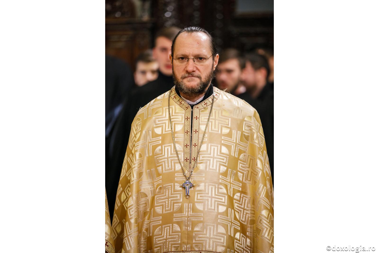 Arhim. Serafim Grigoraș / foto: pr. Silviu Cluci Mănăstirea „Sfântul Ioan cel Nou” din Suceava are un nou stareț