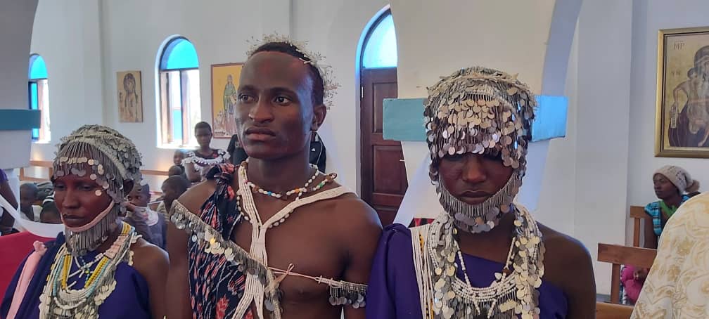 Taina Sfintei Cununii pentru 9 familii de massai ortodocși