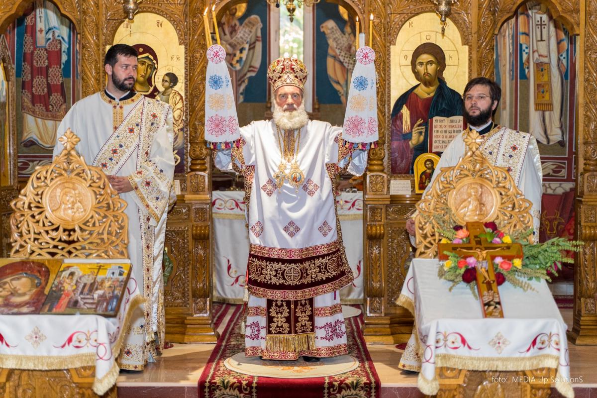 Înălțarea Sfintei Cruci, la Mănăstirea Tisa Silvestri Înălțarea Sfintei Cruci, la Mănăstirea Tisa Silvestri