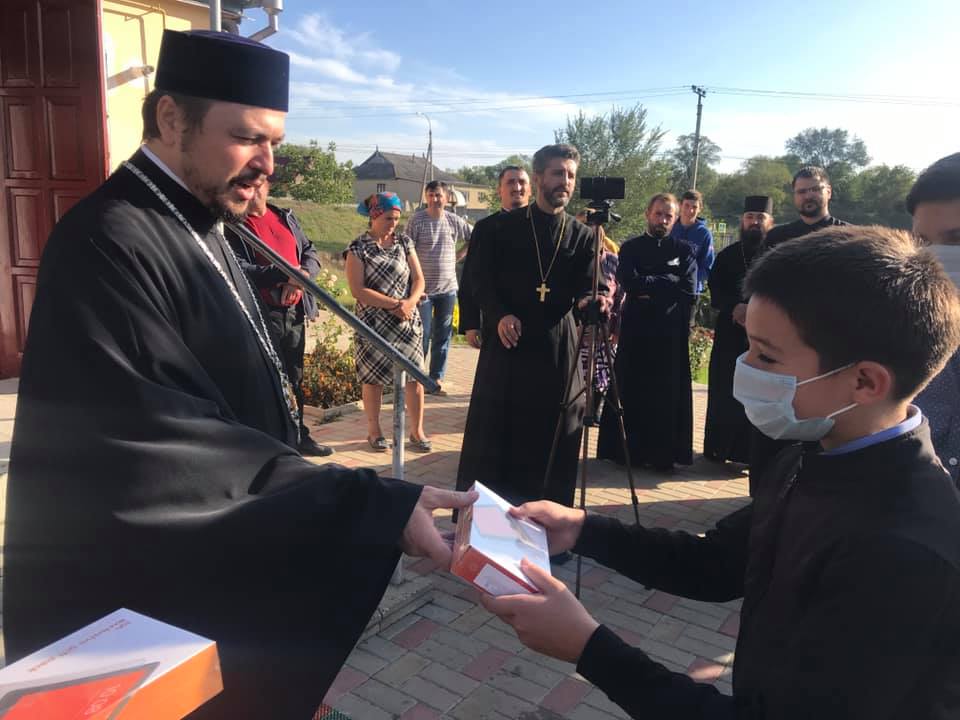 Tablete pentru copiii din Episcopia Basarabiei de Sud Tablete pentru copiii din Episcopia Basarabiei de Sud