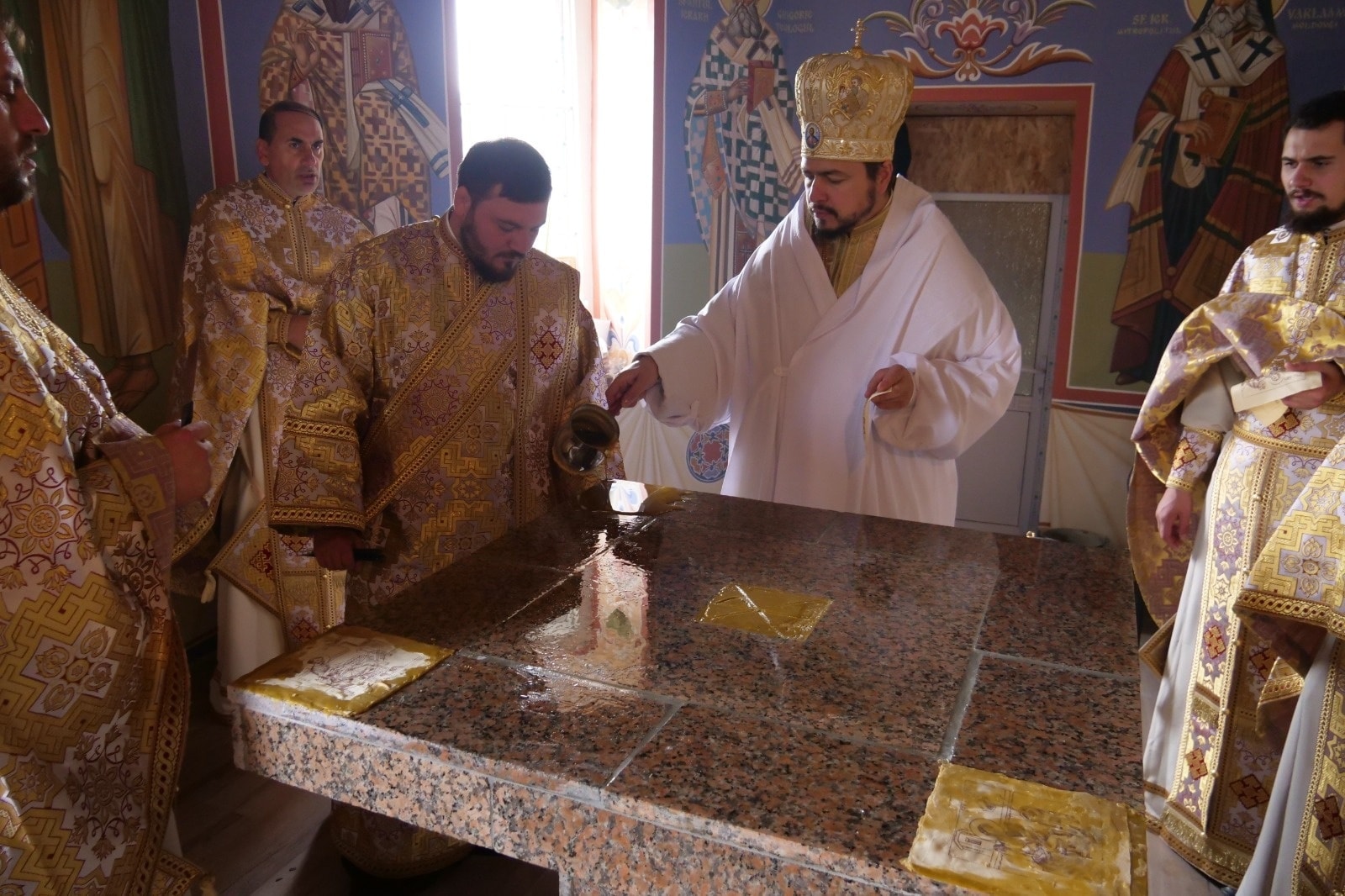 Biserica din Badicul Moldovenesc, târnosită de PS Veniamin