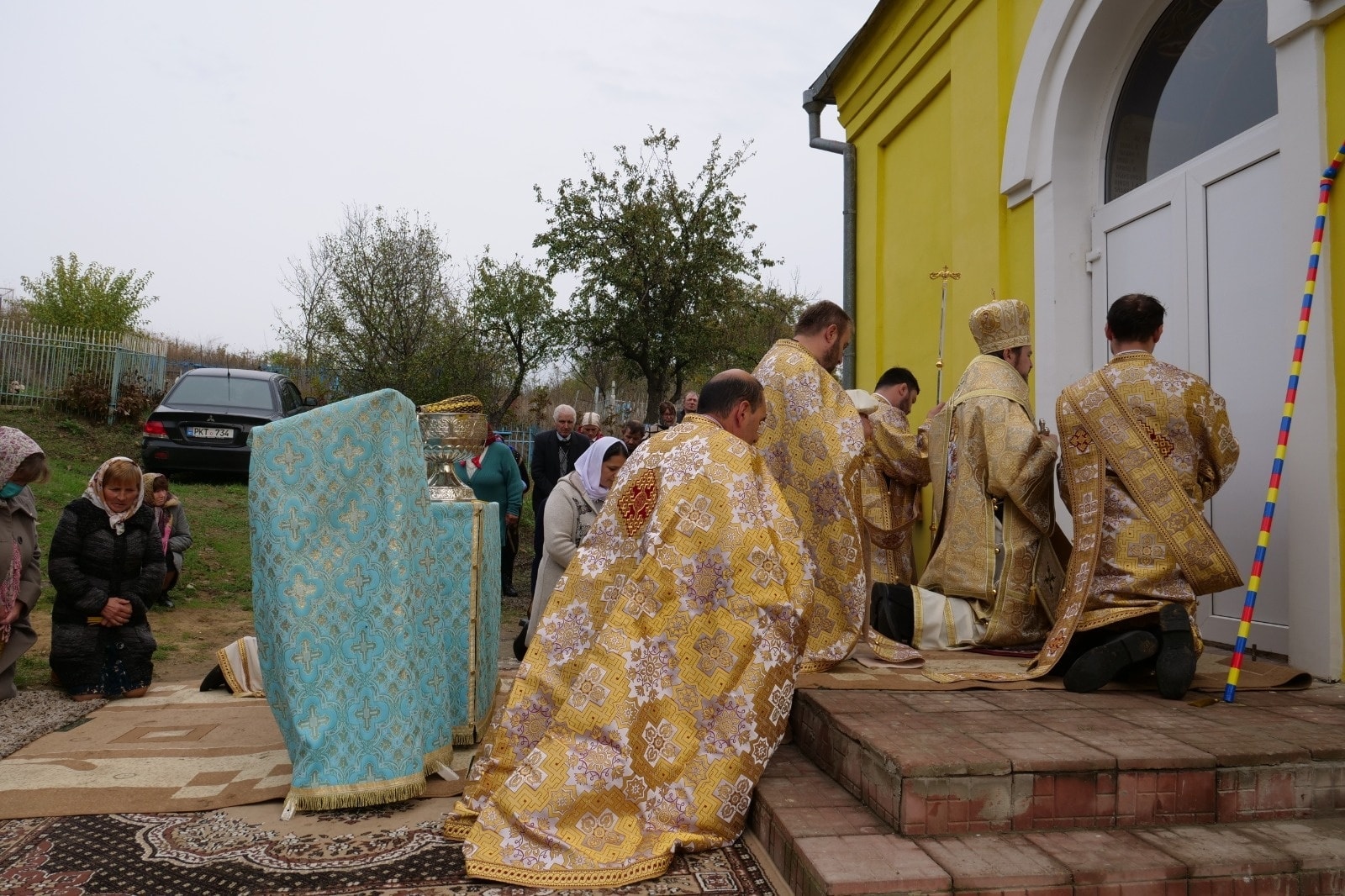 Biserica din Badicul Moldovenesc, târnosită de PS Veniamin Biserica din Badicul Moldovenesc, târnosită de PS Veniamin