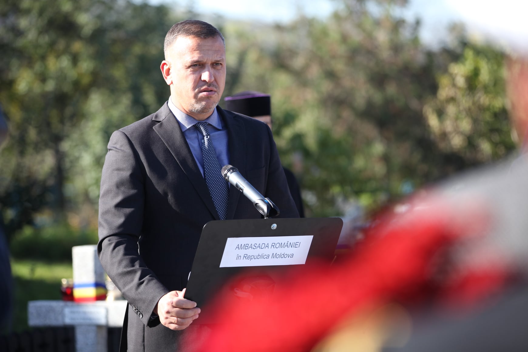 Cimitirul de onoare al ostașilor români din Mana-Orhei, sfinţit de PS Veniamin Cimitirul de onoare al ostașilor români din Mana-Orhei, sfinţit de PS Veniamin