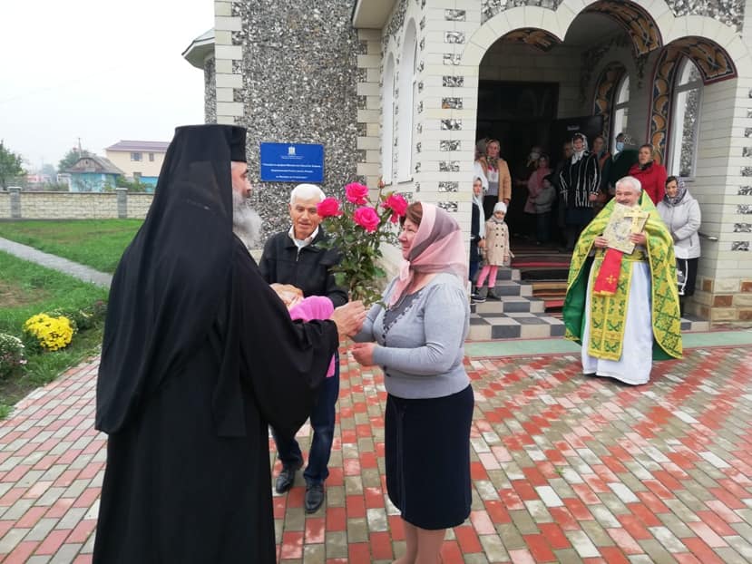 Sfânta Parascheva, serbată în Parohia Chetrosu, Episcopia de Bălţi Sfânta Parascheva, serbată în Parohia Chetrosu, Episcopia de Bălţi
