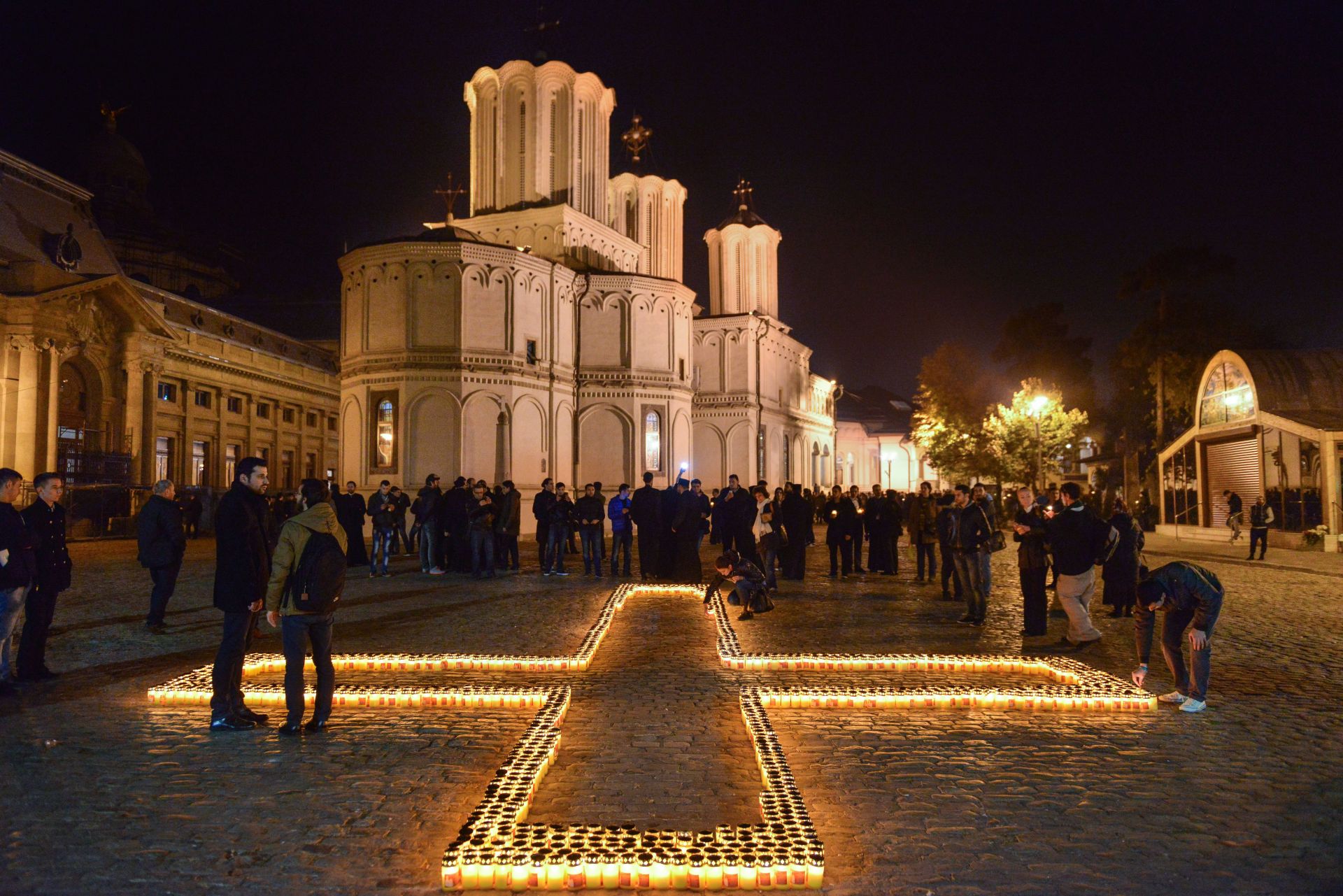 Biserica și Colectiv: Vorbe vs fapte