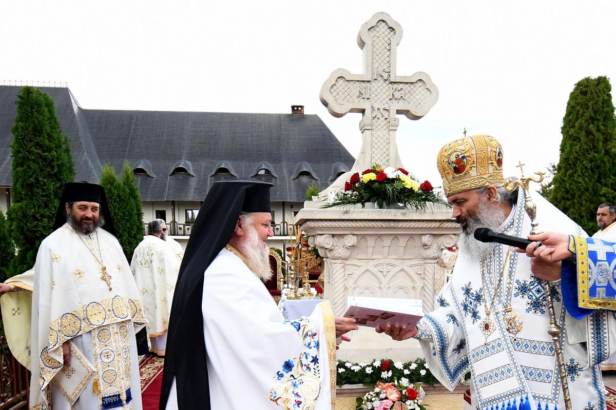 Hramul Catedralei „Acoperământul Maicii Domnului” a Mănăstirii Hadâmbu