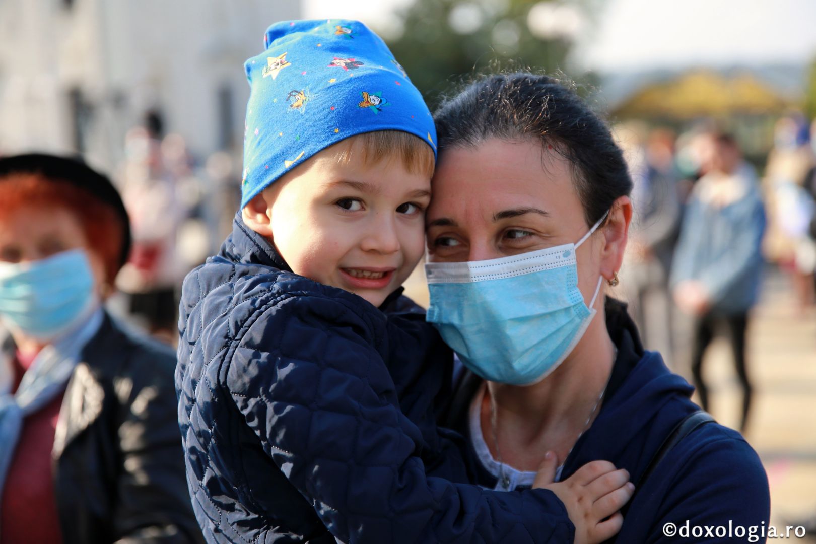 Liturghie arhierească pentru credincioșii ieșeni: „Biserica se află nu în mâna oamenilor, ci în mâna lui Dumnezeu”