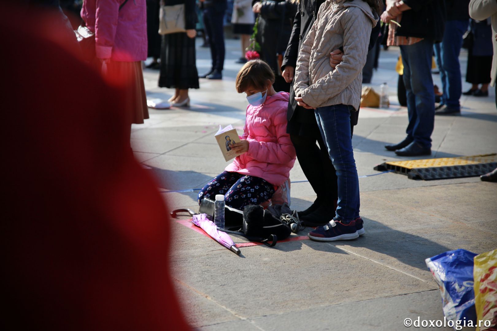 Liturghie arhierească pentru credincioșii ieșeni: „Biserica se află nu în mâna oamenilor, ci în mâna lui Dumnezeu”